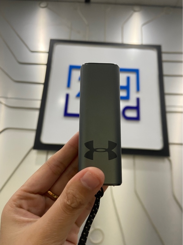 Tai nghe JBL Under Armour - Màu đen - Ngoại hình: 97% - Body