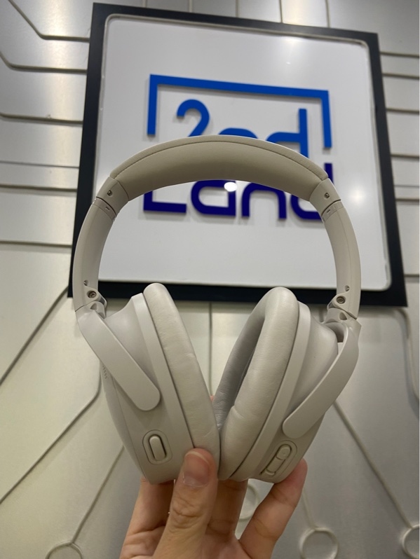 Tai Nghe Không Dây Bose Quietcomfort 45 - Màu trắng - Ngoại hình: 97% - Ố nhẹ - Kèm Box