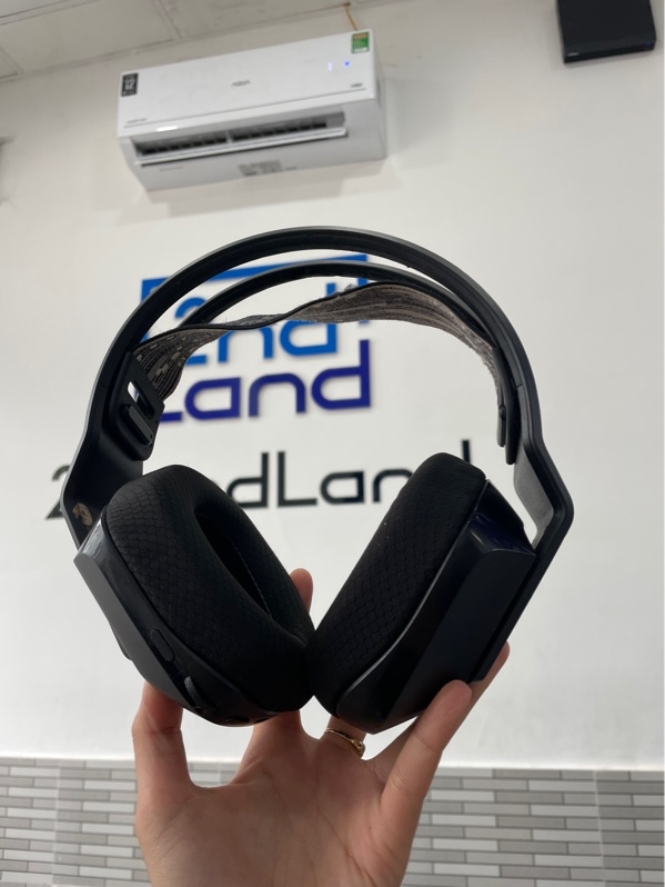 Tai nghe không dây gaming Logitech G733 - Màu đen - Ngoại hình: 97% - Mất mic, loạn lăn âm lượng, trầy body - Box