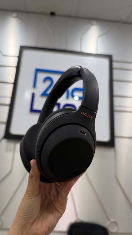Tai nghe không dây Sony WH-1000XM4 - Màu đen - Ngoại hình: 97% - Đã thay đệm - Kèm túi vải, dây 3.5
