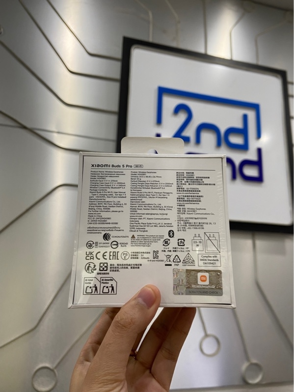 Tai Nghe Không Dây Xiaomi Buds 5 Pro Wifi - Màu vàng đen - Newseal