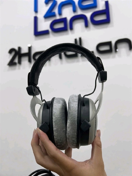 Tai Nghe Kiểm Âm Semi-Open Beyerdynamic DT 880 Edition - 32 Ohm - Màu bạc - Ngoại hình: 98% - Kèm túi 2
