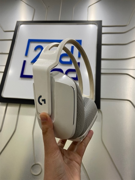 Tai nghe Logitech G733 LightSpeed RGB - Màu trắng - Ngoại hình: 97% - Đã thay đệm tai - Kèm mic rời+ receiver + box 2