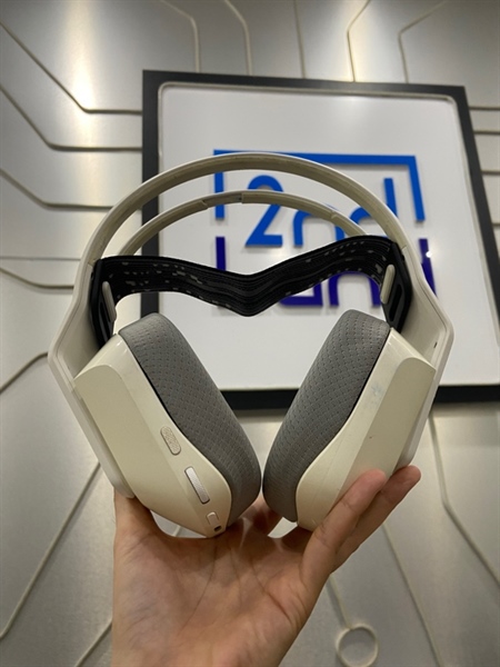 Tai nghe Logitech G733 - Màu trắng - Ngoại hình: 97% - Tróc đệm cao su vòng đầu - Body - Kèm mic + Receiver