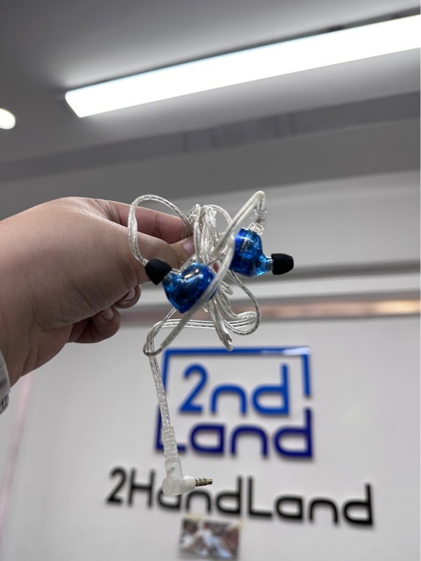 Tai nghe nhét tai có dây KZ ZS10 Pro - Màu bạc - Ngoại hình 97% - Body