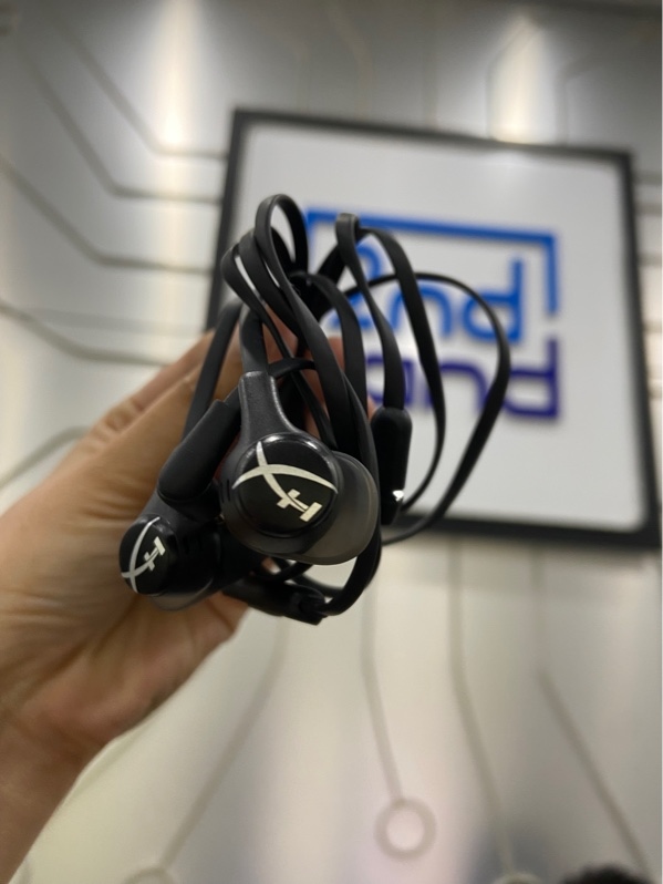 Tai nghe nhét tai HyperX Cloud Earbuds II - Màu đen - Ngoại hình: 98% - Kèm túi vải, đệm tai, điều khiển tai nghe