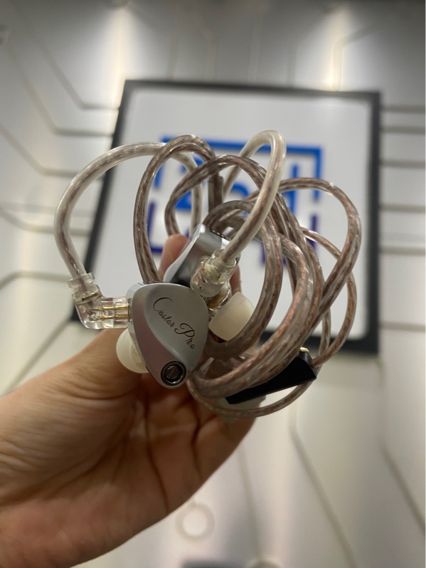 Tai nghe nhét tai KZ Castor Pro - Màu bạc - Ngoại hình: 97% - Xước, hơi ố - Kèm chuyển đổi 3.5 to usb