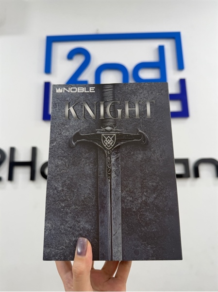 Tai nghe Noble Knight - Màu đen tím - Ngoại hình 98% - Fullbox , kèm 1 bộ chuyển C to 4-4 ifi go link max