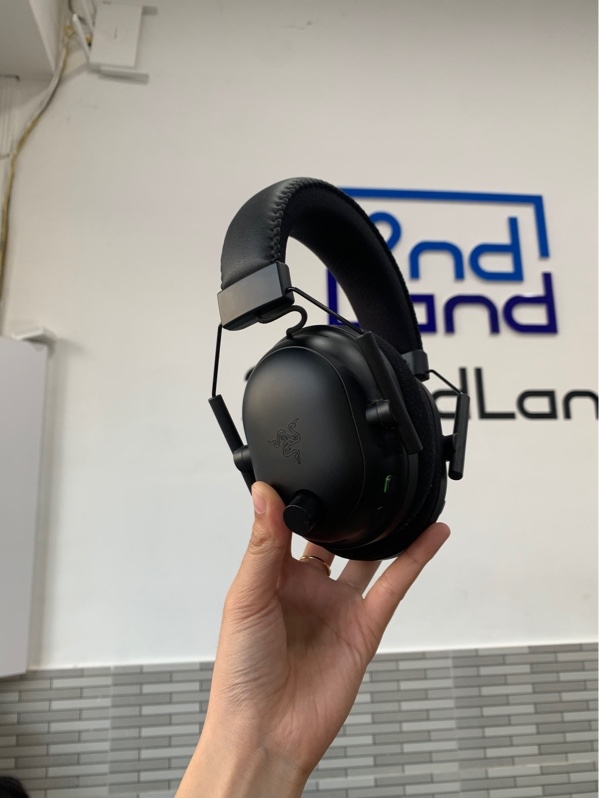 Tai nghe Razer Blackshark V2 Pro - 2 mode 2.4G + bluetooth - Ngoại hình: 98% - Fullbox