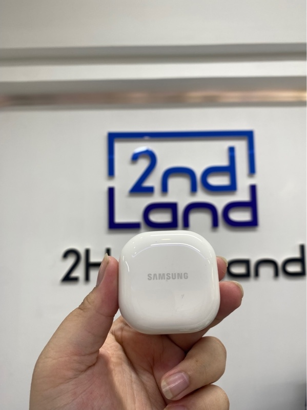 Tai nghe Samsung Buds 2 - Màu xanh rêu - Ngoại hình 97% - Body