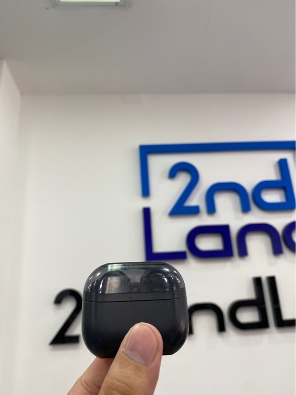 Tai nghe Samsung Galaxy buds 3 FE - Màu đen - Ngoại hình: 97% - Xước, nút đệm tai