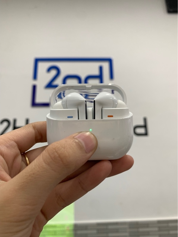 Tai nghe Samsung Galaxy Buds 3 Pro - Màu trắng - Ngoại hình: 98% - Body