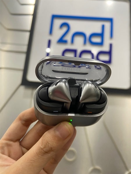 Tai nghe Samsung Galaxy Buds 3 Pro - Màu xám - Ngoại hình: 98% - Body 1