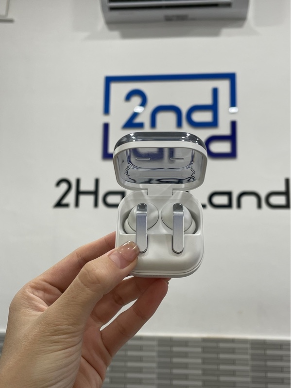 Tai nghe Samsung Galaxy Buds 4 Pro - Màu trắng - Ngoại hình: 98% - Body
