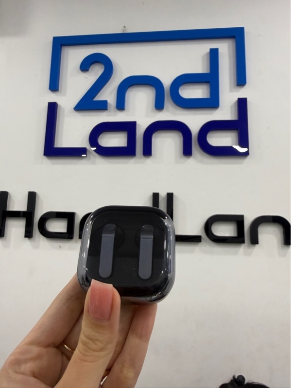 Tai nghe Samsung Galaxy buds 4 thường - Màu đen - Ngoại hình 98% - Kèm sạc linh kiện - còn BH hãng tháng 5/2027
