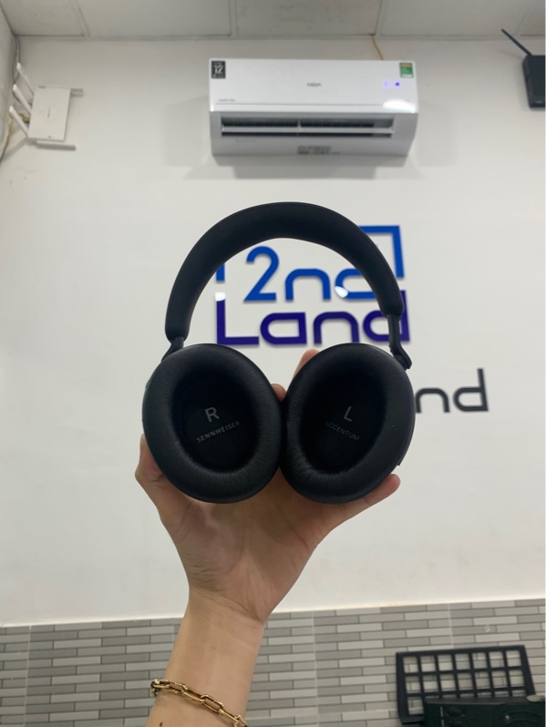 Tai nghe Sennheiser accentum wireless - Màu đen - Ngoại hình: 98% - Box