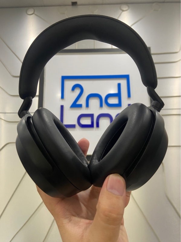 Tai nghe Sennheiser Momentum 4 - 2 mode ( Bluetooth, Receiver) - Màu đen - Ngoại hình: 97.5% - Đệm đầu bạc nhẹ - Kèm túi đủ phụ kiện