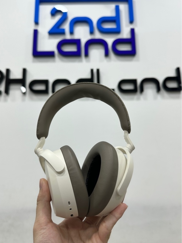 Tai nghe Sennheiser Momentum 4 Wireless - 3 mode Bluetooth, USB C, Audio 3.5 - Màu trắng - Ngoại hình 98% - Kèm box + Dây USB C + Dây 3.5 + Jack cắm máy bay