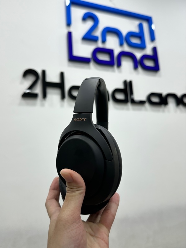 Tai nghe Sony WH-1000XM4 - Màu đen - Ngoại hình 98% - Kèm túi + Dây sạc + Dây 3.5mm