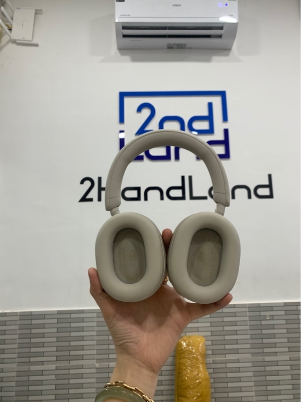 Tai nghe Sony WH-1000XM5 - Màu be - Ngoại hình: 97% - Ố nhẹ - Kèm túi