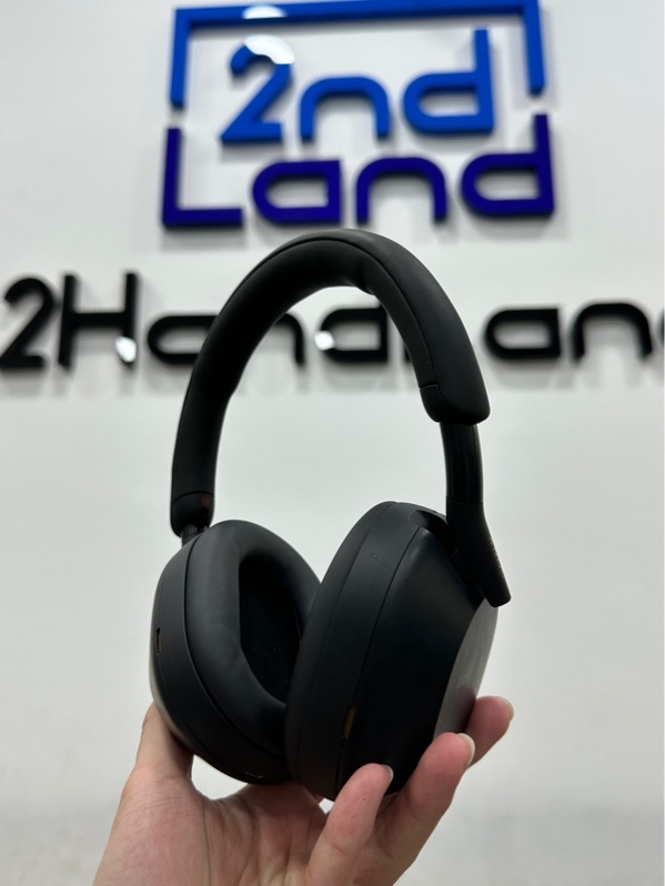 Tai nghe Sony WH-1000XM5 - Màu đen - Ngoại hình 97% - 1 bên tai bị tróc vải nhẹ - Kèm sạc