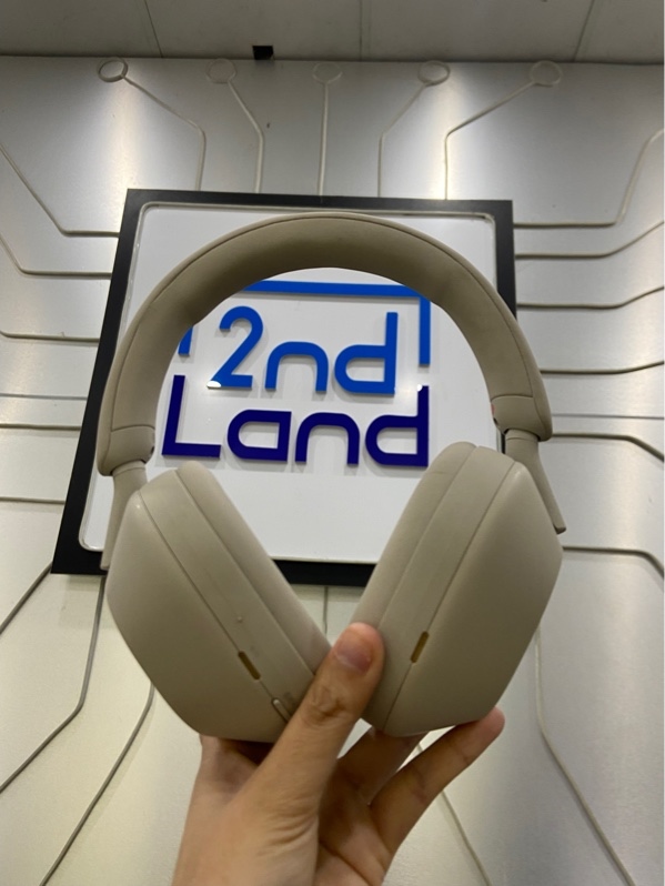 Tai nghe Sony WH-1000XM5 - Màu kem - Ngoại hình: 97% - Kèm Jack 3.5mm