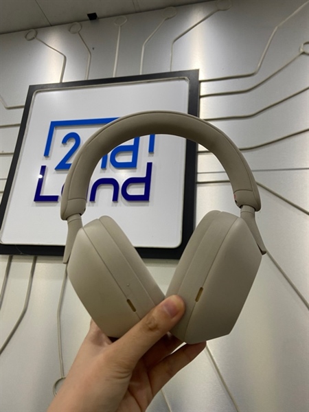 Tai nghe Sony WH-1000XM5 - Màu kem - Ngoại hình: 98% - Kèm túi chống sốc + cáp sạc + dây 3.5mm