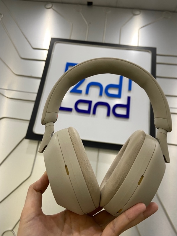 Tai nghe Sony WH-1000XM5 - Màu trắng - Ngoại hình: 97% - Xước - Kèm túi vải