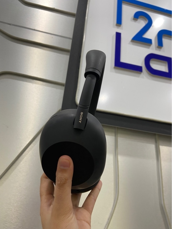 Tai nghe Sony WH-1000XM6 - Màu đen - Ngoại hình: 98% - Body