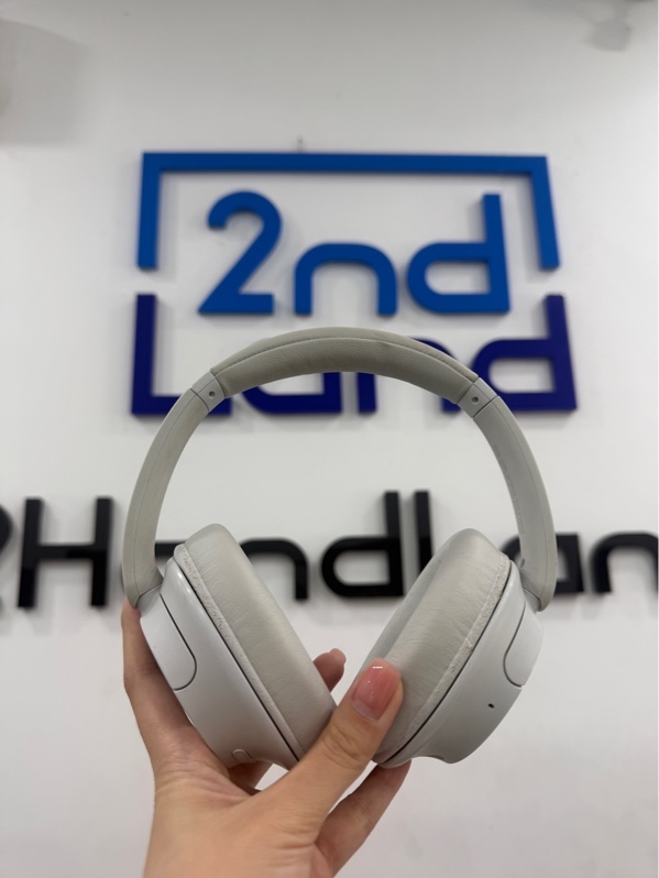 Tai nghe Sony WH-CH720N - Màu trắng - Ngoại hình 97% - trầy, ố, đệm nứt da nhiều - Không phụ kiện