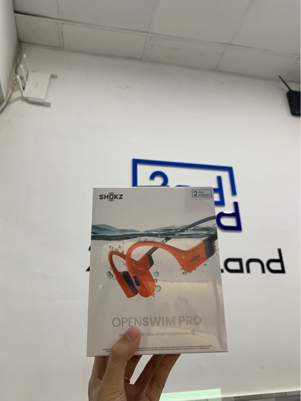 Tai nghe truyền âm qua xương Shokz Openswim Pro - Màu đỏ - Newseal