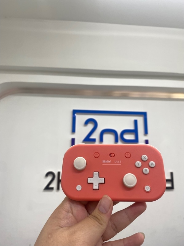 Tay cầm 8bitdo Lite 2 - Màu hồng - Ngoại hình 98% - Fullbox
