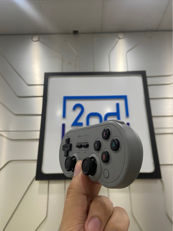 Tay cầm 8BitDo SN30 Pro - Màu xám - Ngoại hình: 98% - Body