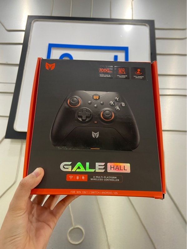 Tay cầm BIGBIG WON Gale Hall - Màu đen - Ngoại hình: 97% - Thiếu dây - Kèm Box