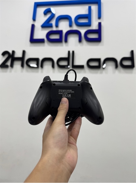 Tay cầm chơi game A102L - Màu đen - Ngoại hình 97% - Body 2