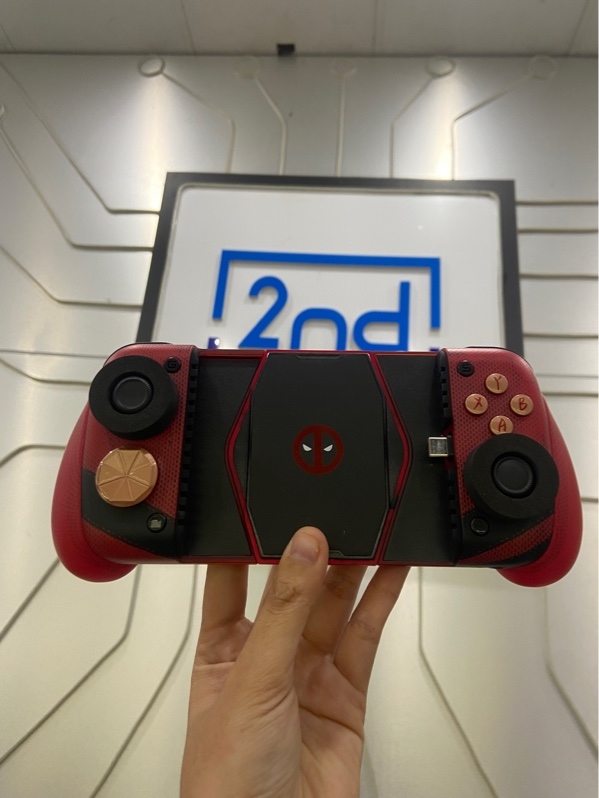 Tay cầm chơi game điện thoại GameSir X3 Pro bản Deadpool - Màu đỏ - Ngoại hình: 98% - Kèm túi + đủ phụ kiện