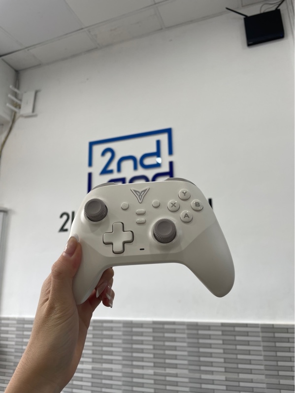 Tay cầm chơi game Flydigi Dune Fox - 3 mode - Màu be - Ngoại hình: 98% - Fullbox