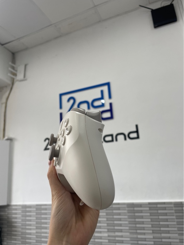 Tay cầm chơi game Flydigi Dune Fox - 3 mode - Màu be - Ngoại hình: 98% - Fullbox