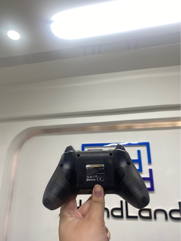Tay cầm chơi game GameSir Cyclone 2 - 3 mode bluetooth/ 2.4/ dây - Màu đen - Ngoại hình 97.5% - Kèm dock sạc, receiver, box