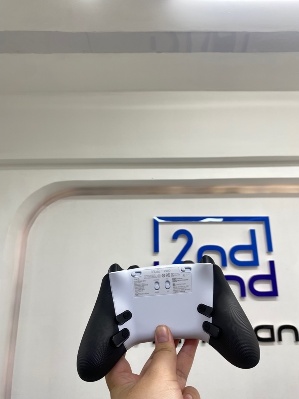 Tay cầm chơi game không dây Razer Raiju V3 Pro - Màu trắng - Openbox
