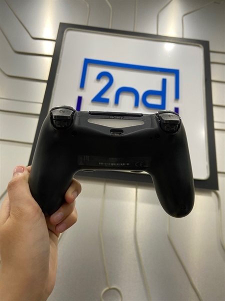 Tay cầm chơi game PS4 - Màu đen - Ngoại hình: 98% - Body 2