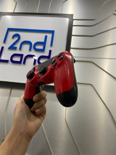 Tay cầm chơi game PS4 - Màu đỏ - Ngoại hình: 97% - Body