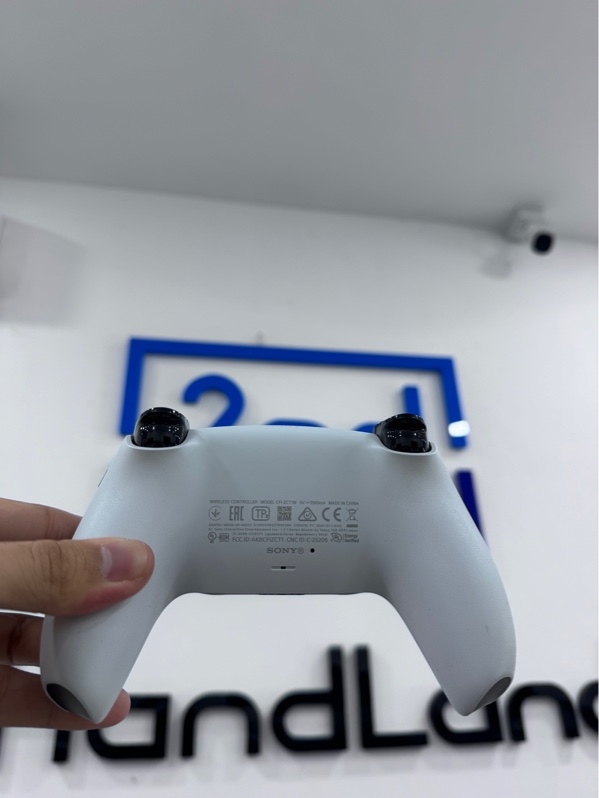 Tay cầm chơi game PS5 Dual Sense - Màu trắng đen - Ngoại hình 97% - Trầy - Fullbox