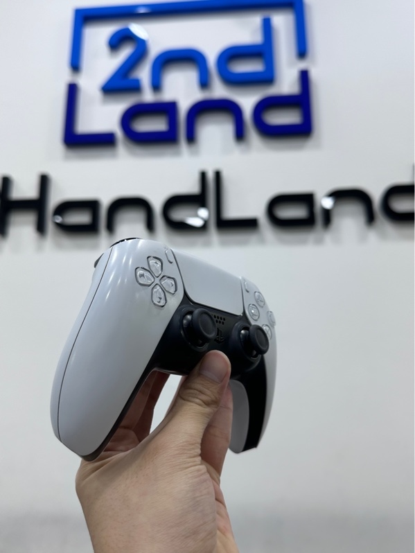 Tay cầm chơi game PS5 Dualsense - Màu trắng - Ngoại hình 97% - 2 cần trôi nhẹ lướt - Body