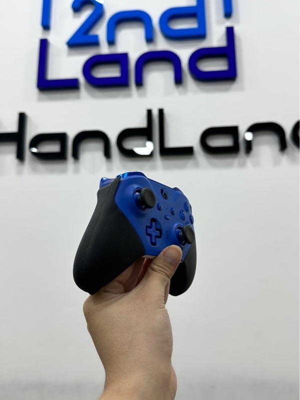 Tay Cầm Chơi Game Xbox Elite Wireless Controller Series 2 - Màu xanh - Ngoại hình 97% - Mất miếng nhựa chỗ 4 hướng - Kèm box + Dây