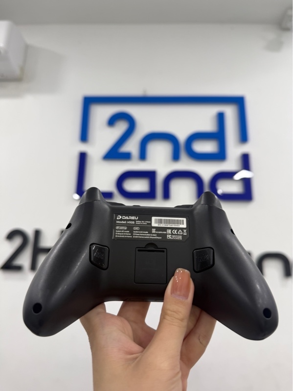 Tay cầm DareU Hold H105 - 3 mode kết nối - Màu đen - Ngoại hình 98% - Fullbox