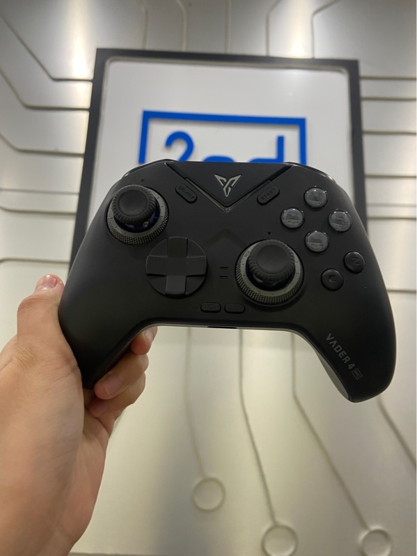 Tay cầm Flydigi Vader 4 Pro - Màu đen - Ngoại hình: 98% - FullBox