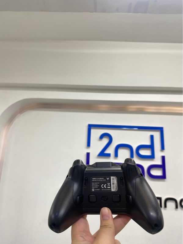 Tay cầm Flydigi Vader 4 pro - Màu đen - Ngoại hình 98% - Fullbox
