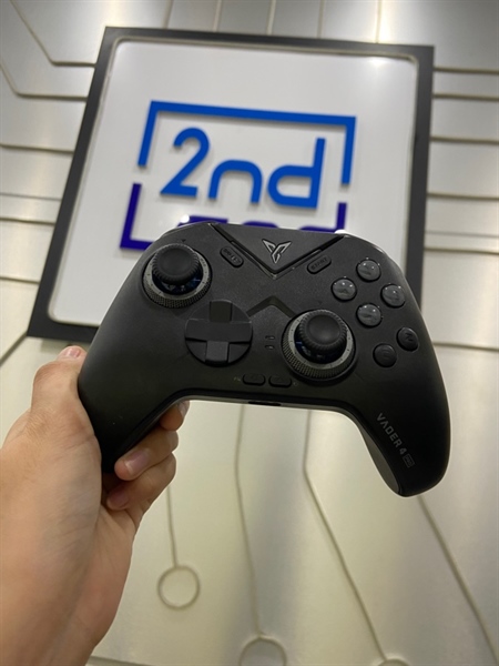 Tay cầm Flydigi Vader 4 Pro - Màu đen - Ngoại hình: 98% - Kèm Receiver + cáp sạc + hộp chống sốc