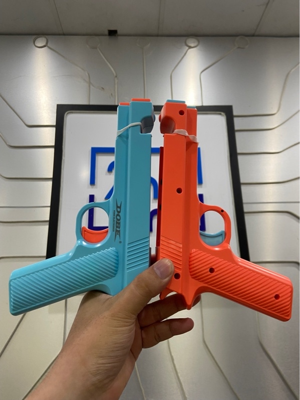 Tay cầm game Gun - Màu xanh đỏ - Ngoại hình: 97% - Xước thân - Kèm Box